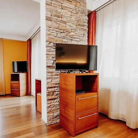 Szálloda Parkhotel Schoenegg