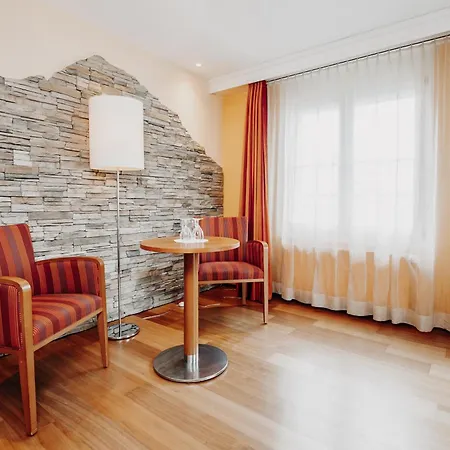 Parkhotel Schoenegg Szálloda