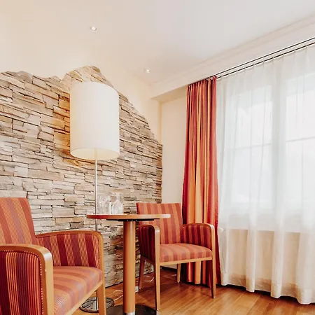 Szálloda Parkhotel Schoenegg 3*