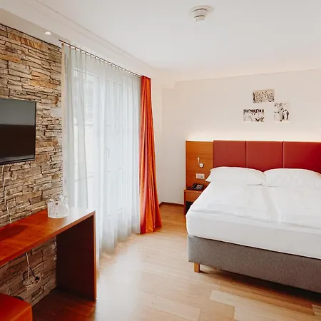 Parkhotel Schoenegg 3* Grindelwald