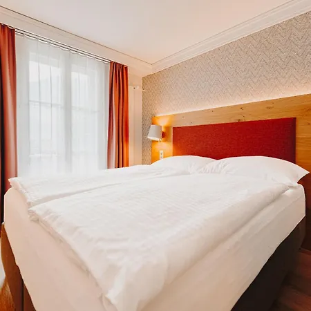 Parkhotel Schoenegg 3* Grindelwald