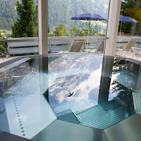 Parkhotel Schoenegg 3* Grindelwald