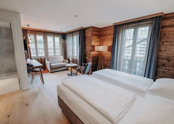 Отель Parkhotel Schoenegg Гриндельвальд