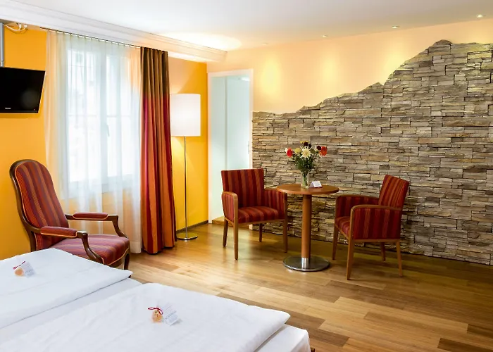 Отель Parkhotel Schoenegg