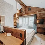 Parkhotel Schoenegg Szálloda 3*