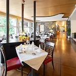 Szálloda Parkhotel Schoenegg